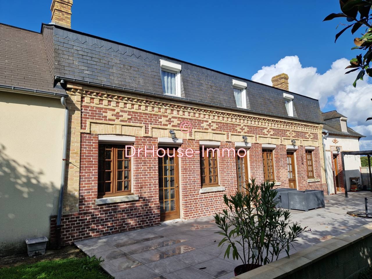 Maison 8 pièces de 145 m² - Le Bec-Thomas (27370)