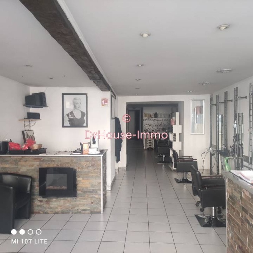 Commerce de 90 m² - Ribérac (24600)