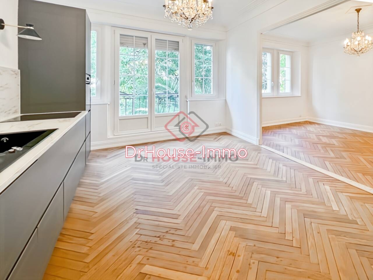 Appartement 4 pièces de 112 m² - Cannes (06400)