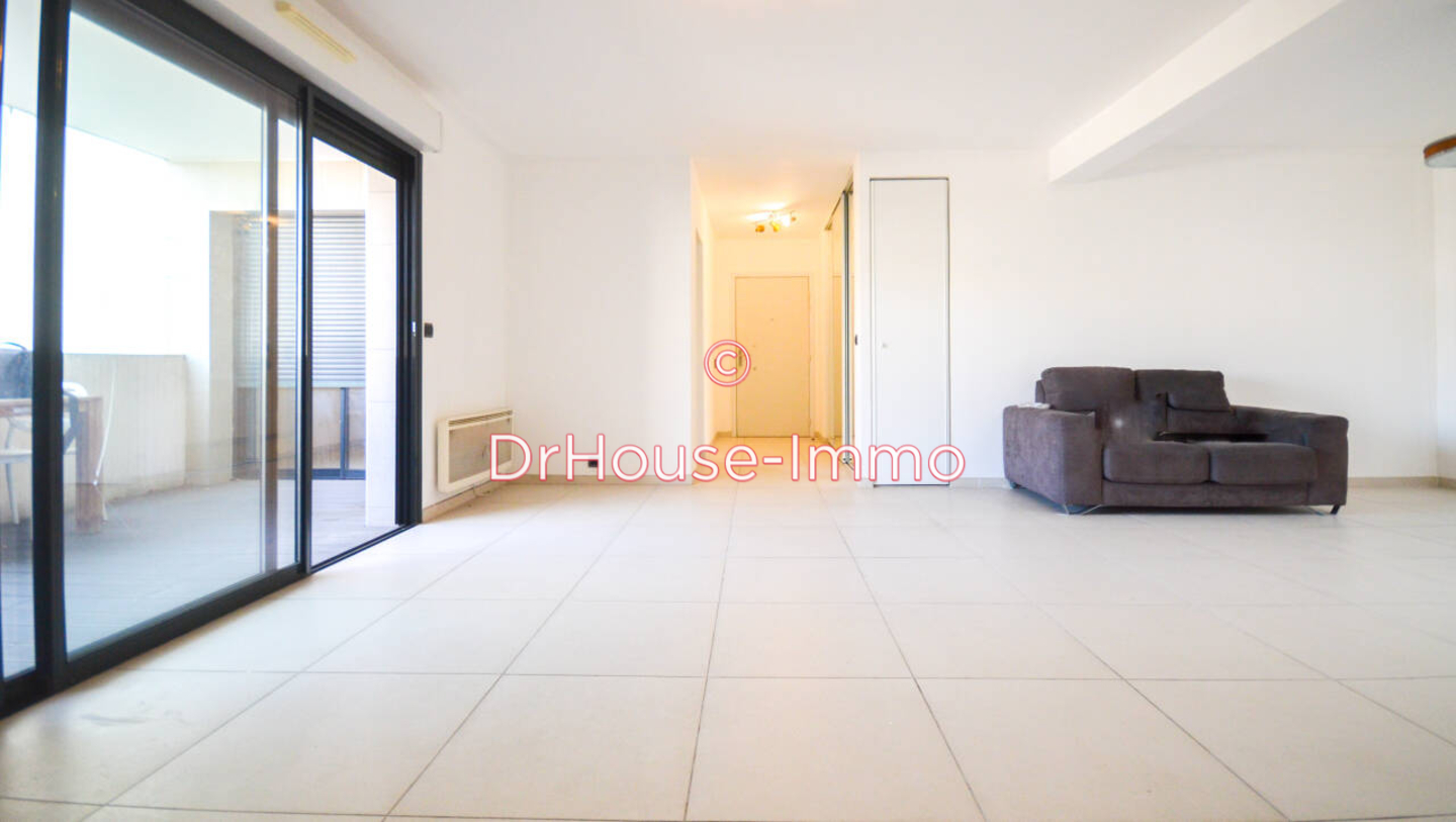 Appartement 3 pièces de 69 m² - Cannes (06150)