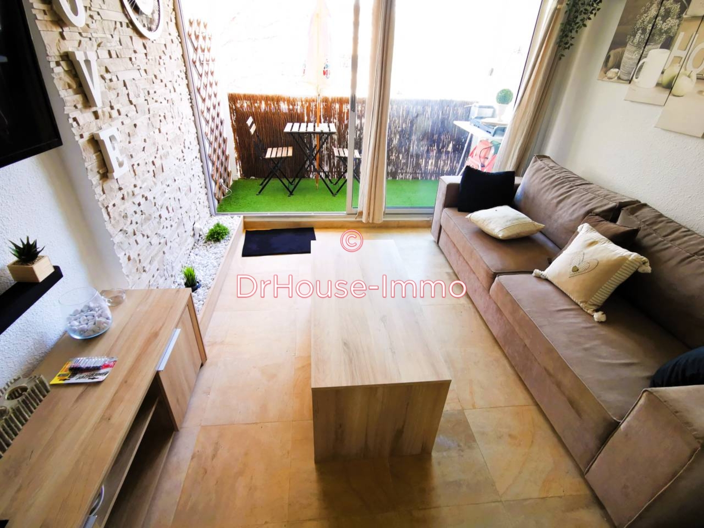 Appartement 1 pièce de 24 m² - Le Grau-du-Roi (30240)