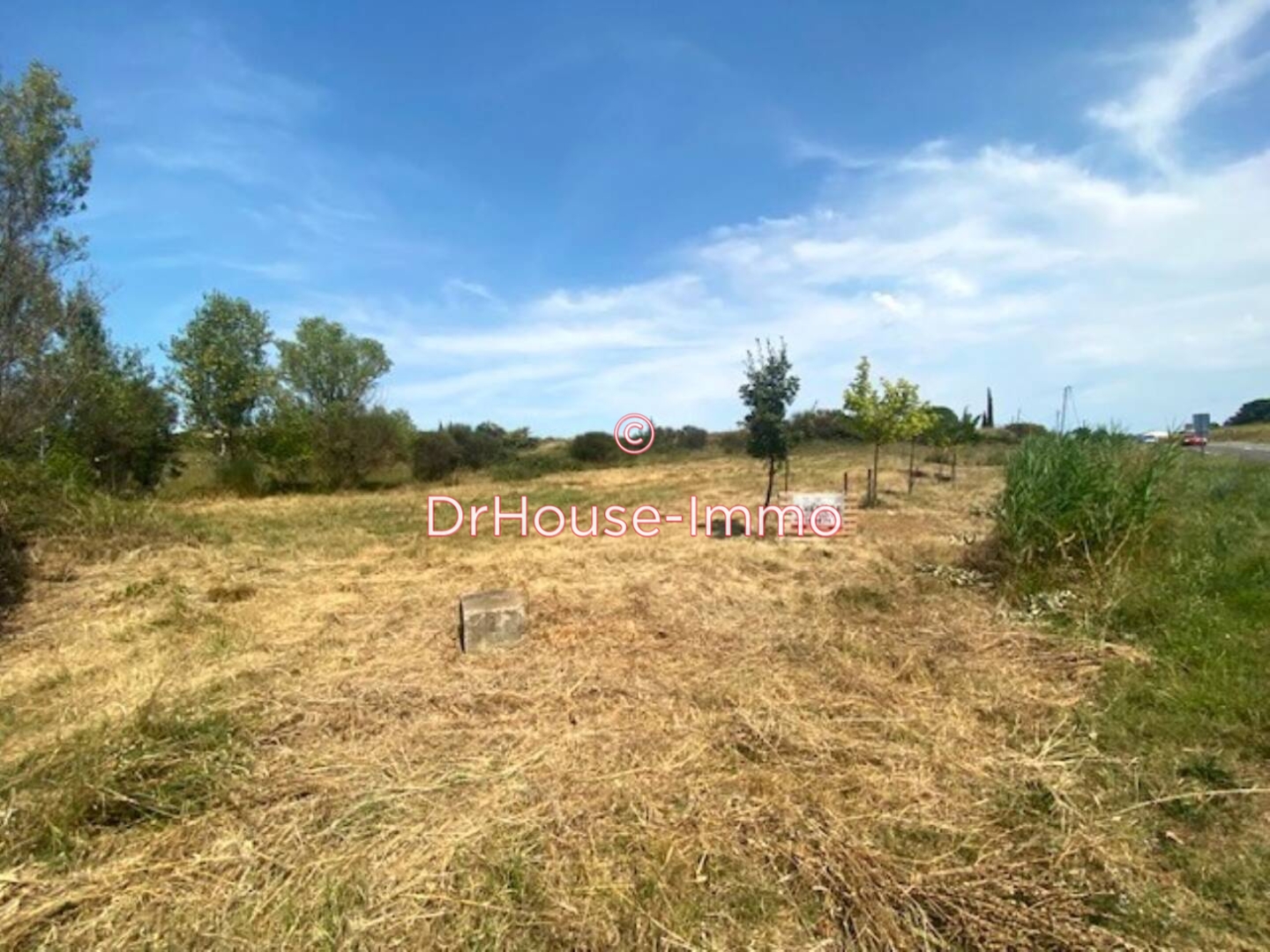 Terrain de 1 600 m² - Uzès (30700)