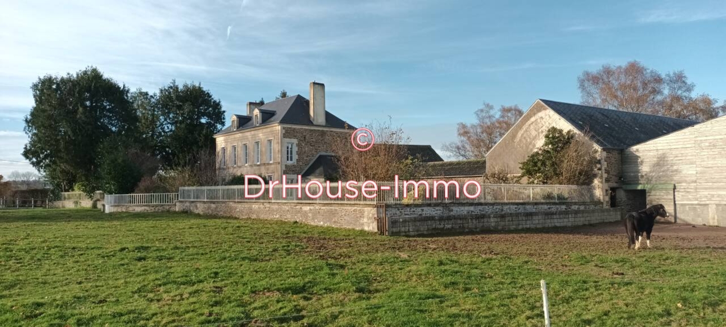 Maison 7 pièces de 218 m² - Aunay-sur-Odon (14260)