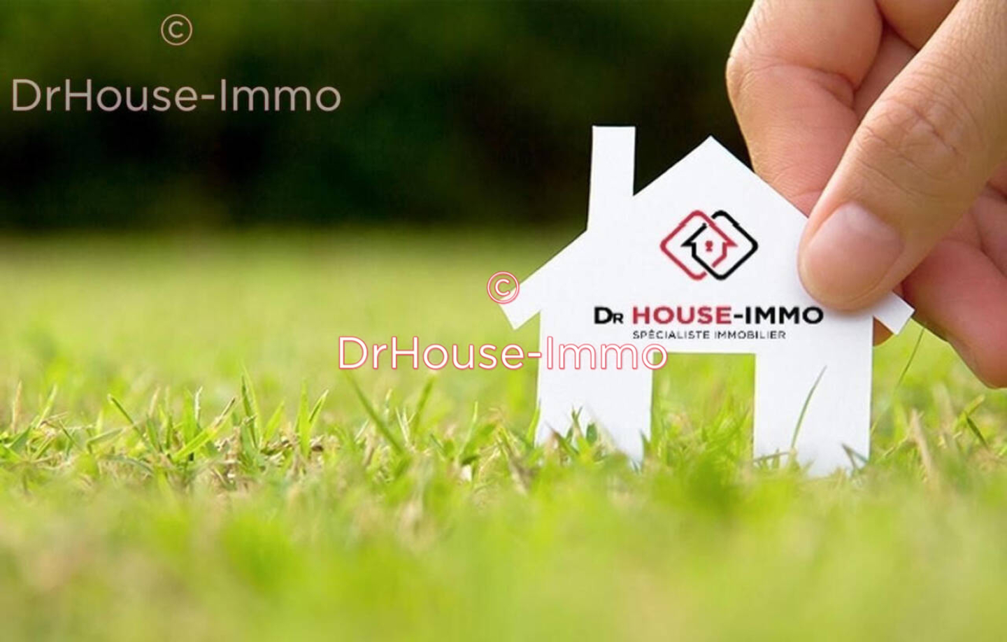 Terrain de 789 m² - Vernantes (49390)