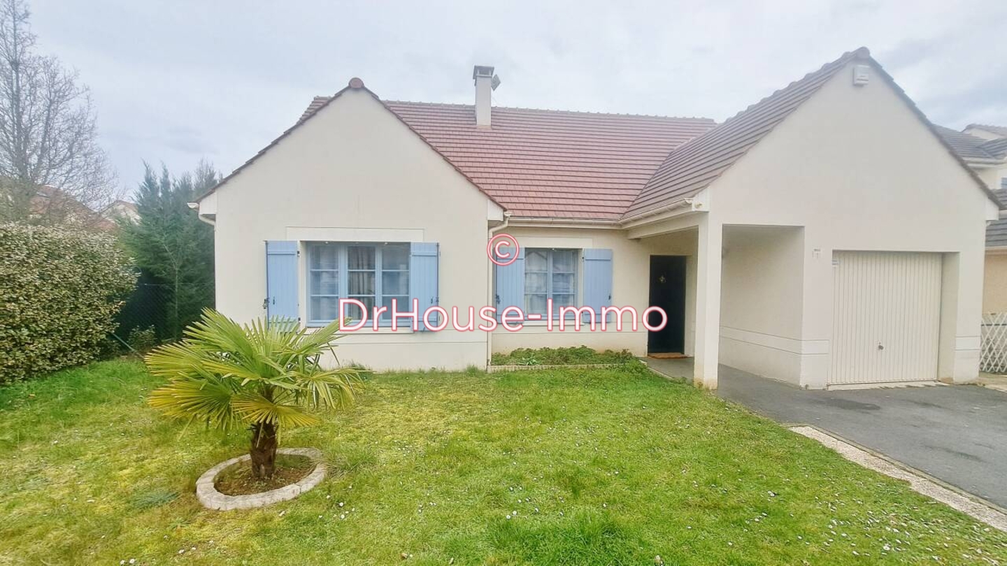 Maison 6 pièces de 135 m² - Bruyères-sur-Oise (95820)