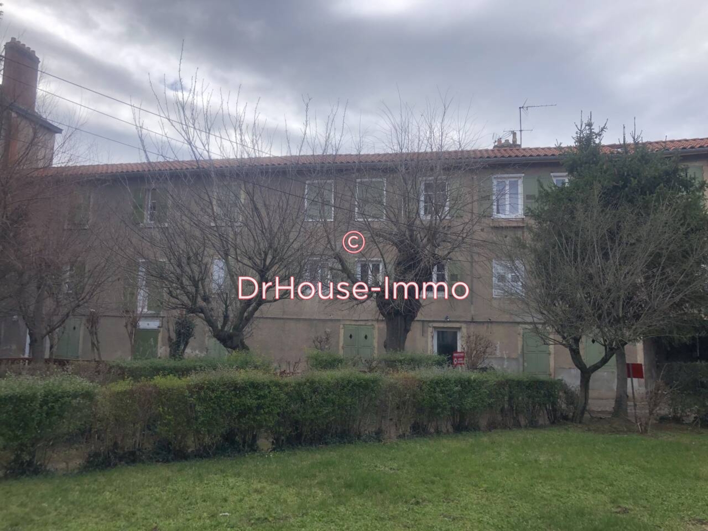 Immeuble 16 pièces de 310 m² - Le Puy-en-Velay (43000)