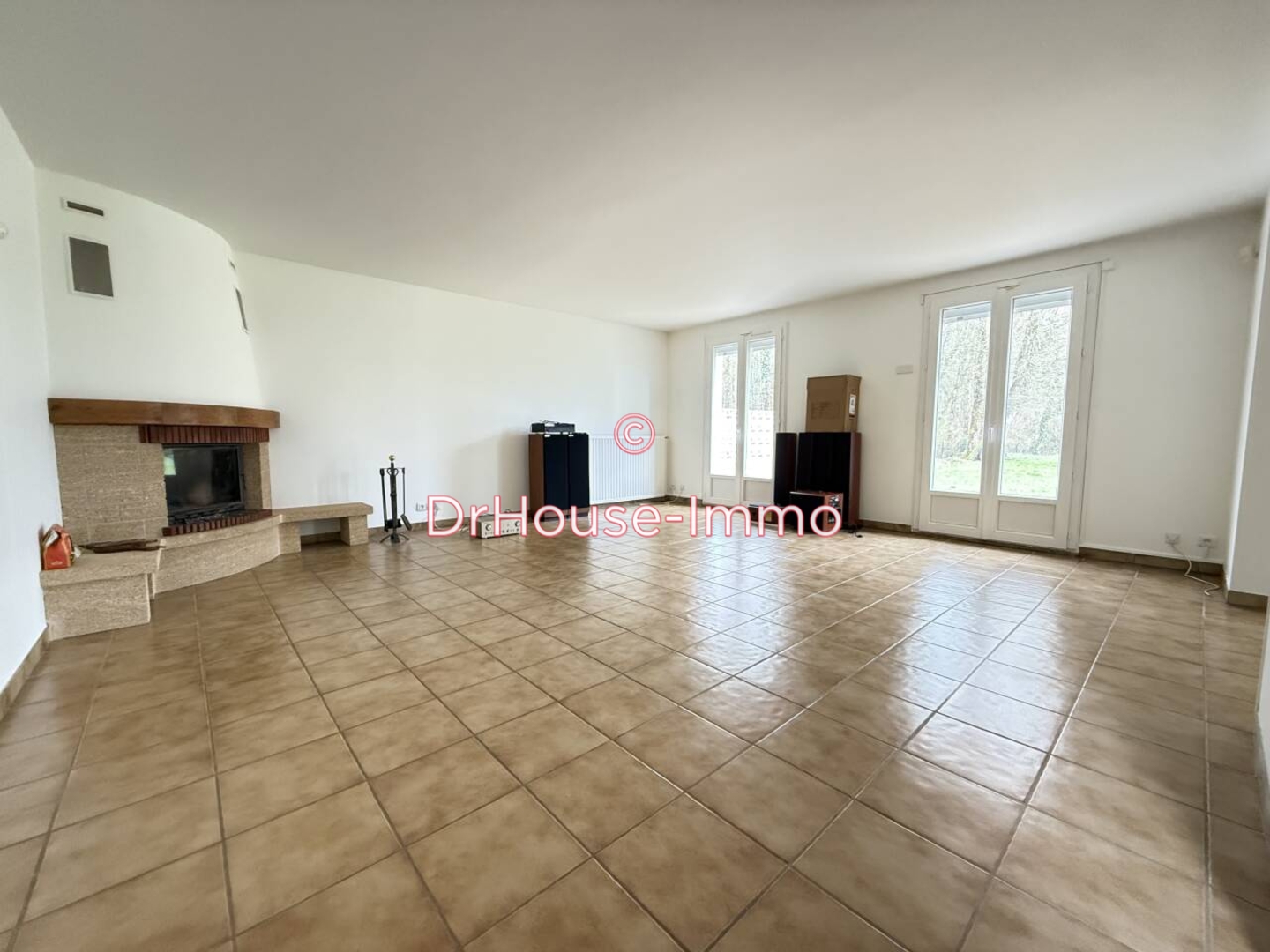 Maison 8 pièces de 226 m² - Saint-Avertin (37550)