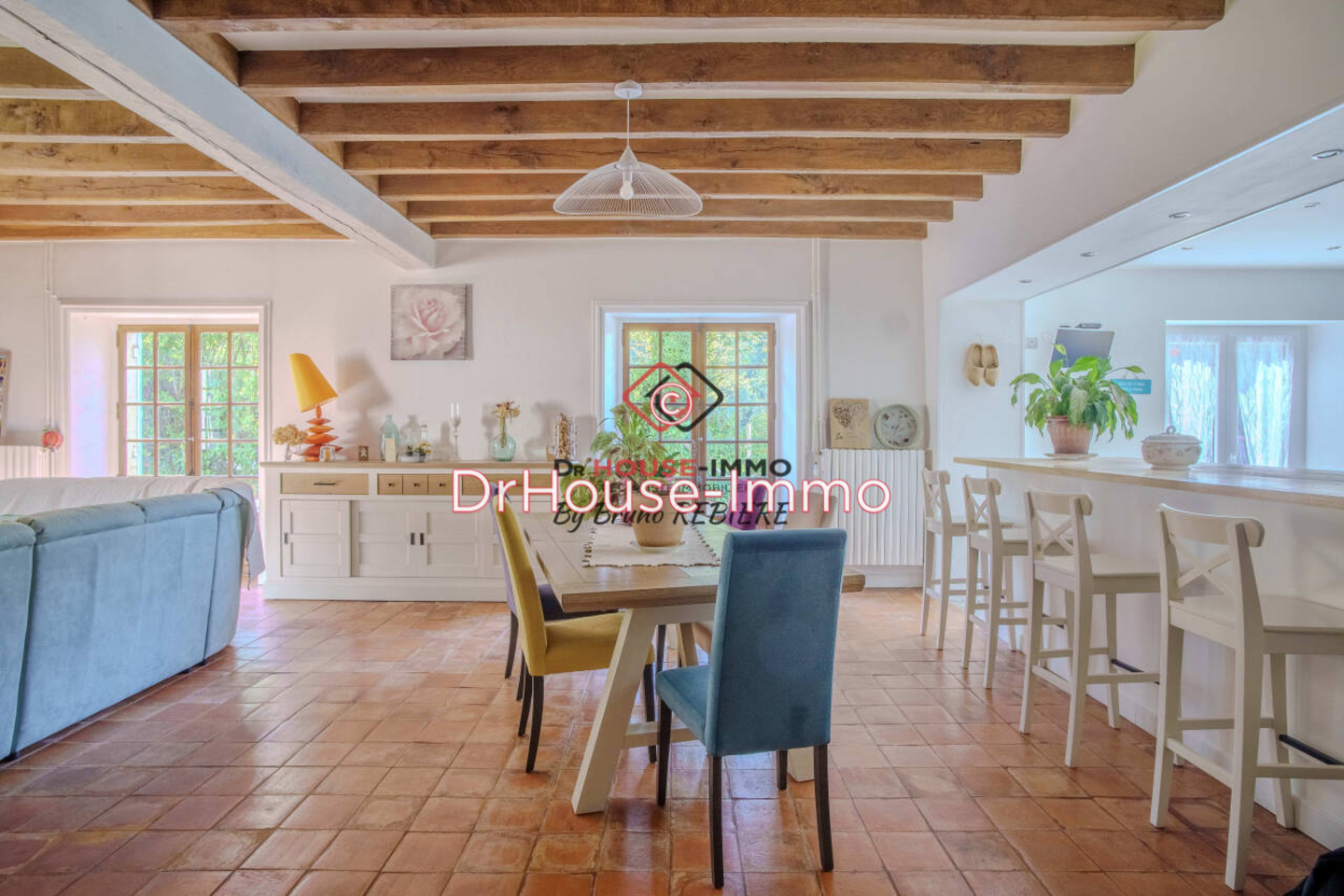 Maison 8 pièces de 260 m² - Thiviers (24800)