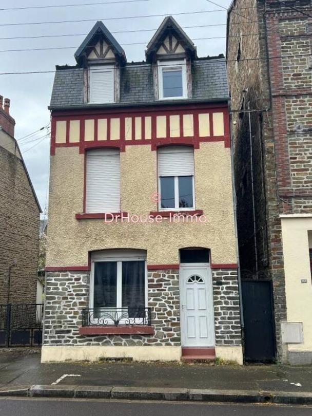 Maison 8 pièces de 120 m² - Condé-en-Normandie (14110)