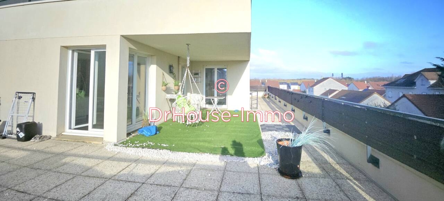 Appartement 4 pièces de 86 m² - Savigny-le-Temple (77176)