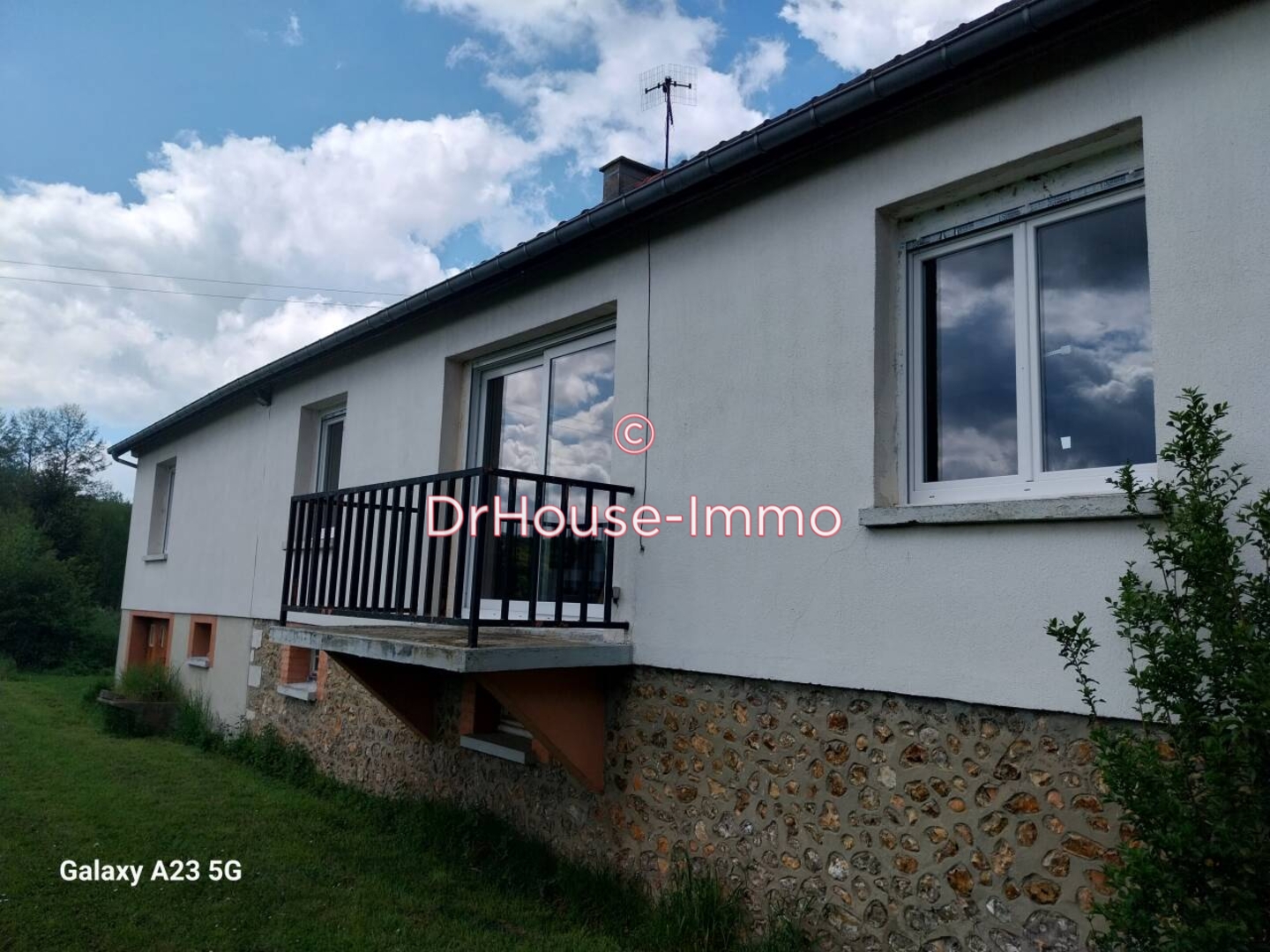Maison 5 pièces de 100 m² - Brionne (27800)