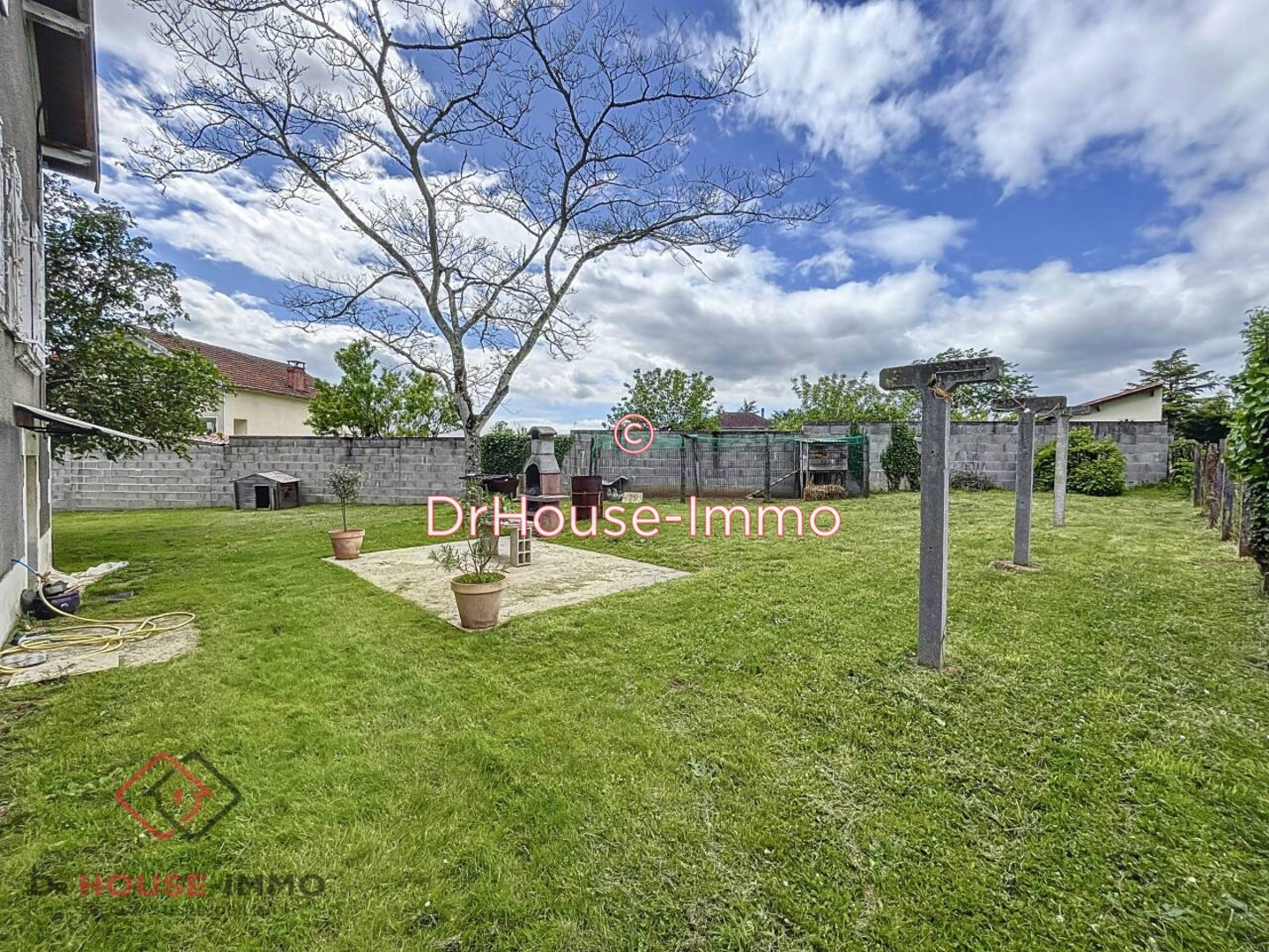 Maison 5 pièces de 97 m² - Neuvic (24190)