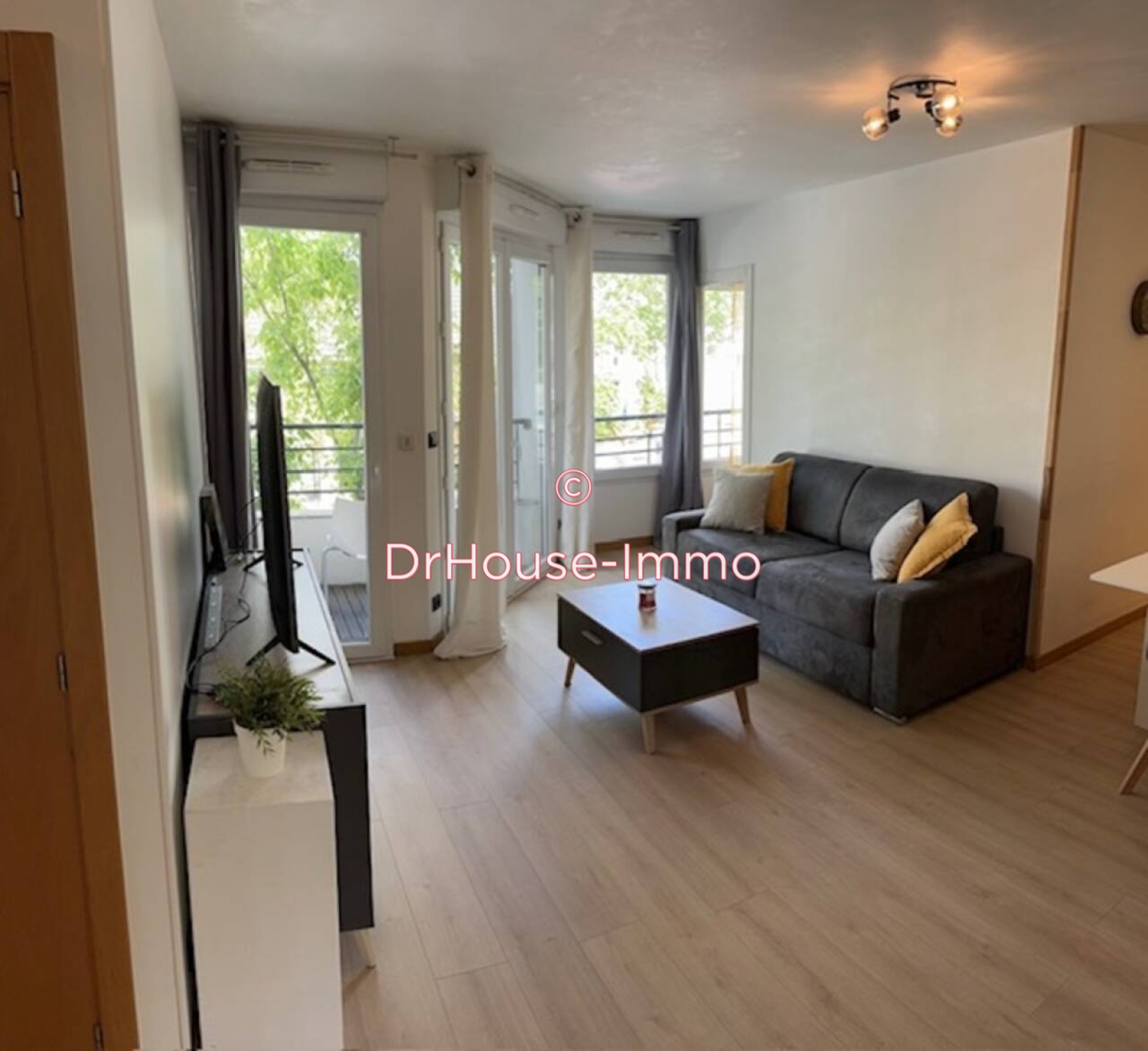 Appartement 3 pièces de 57 m² - Pontault-Combault (77340)