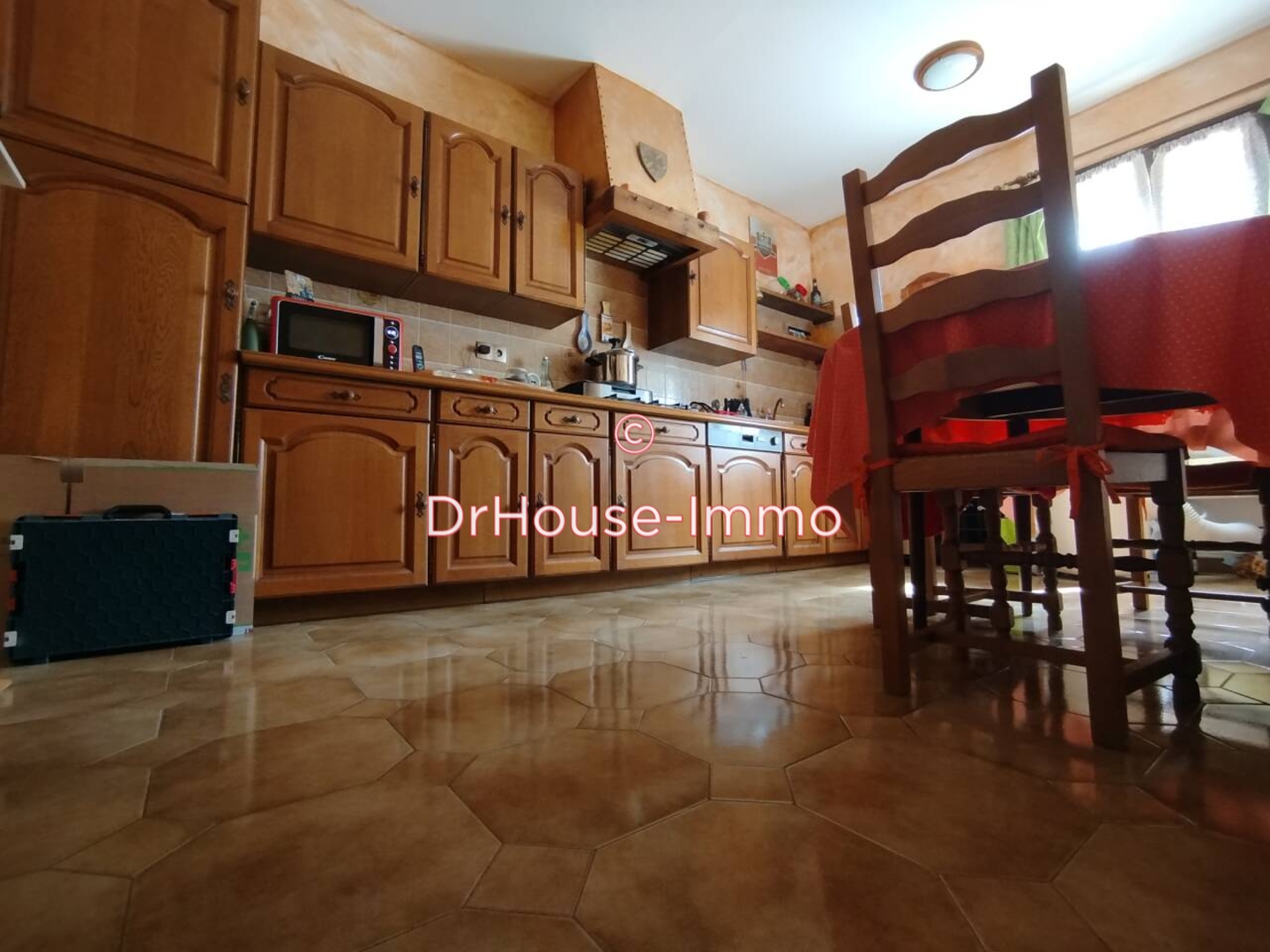 Maison 4 pièces de 85 m² - La Tour-du-Crieu (09100)