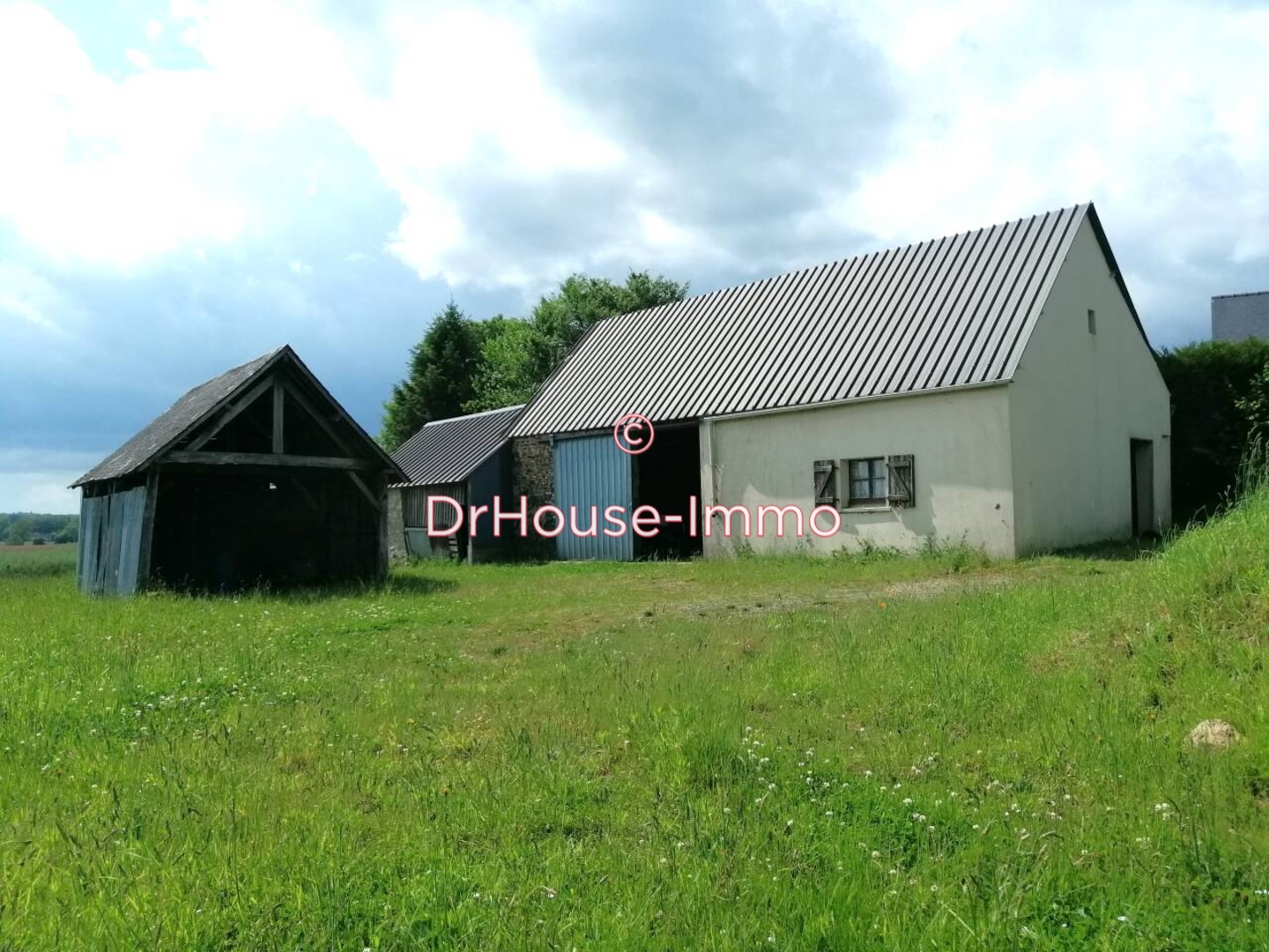 Maison 2 pièces de 74 m² - Saint-Georges-Buttavent (53100)