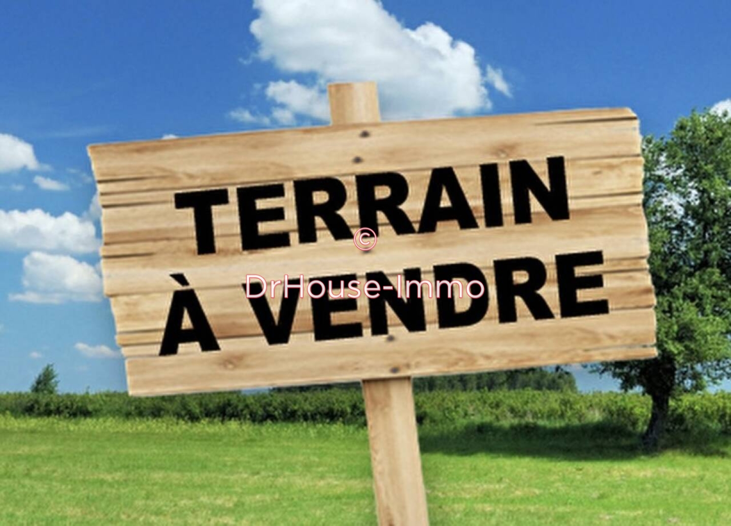 Terrain de 300 m² - Sainte-Marie-la-Mer (66470)