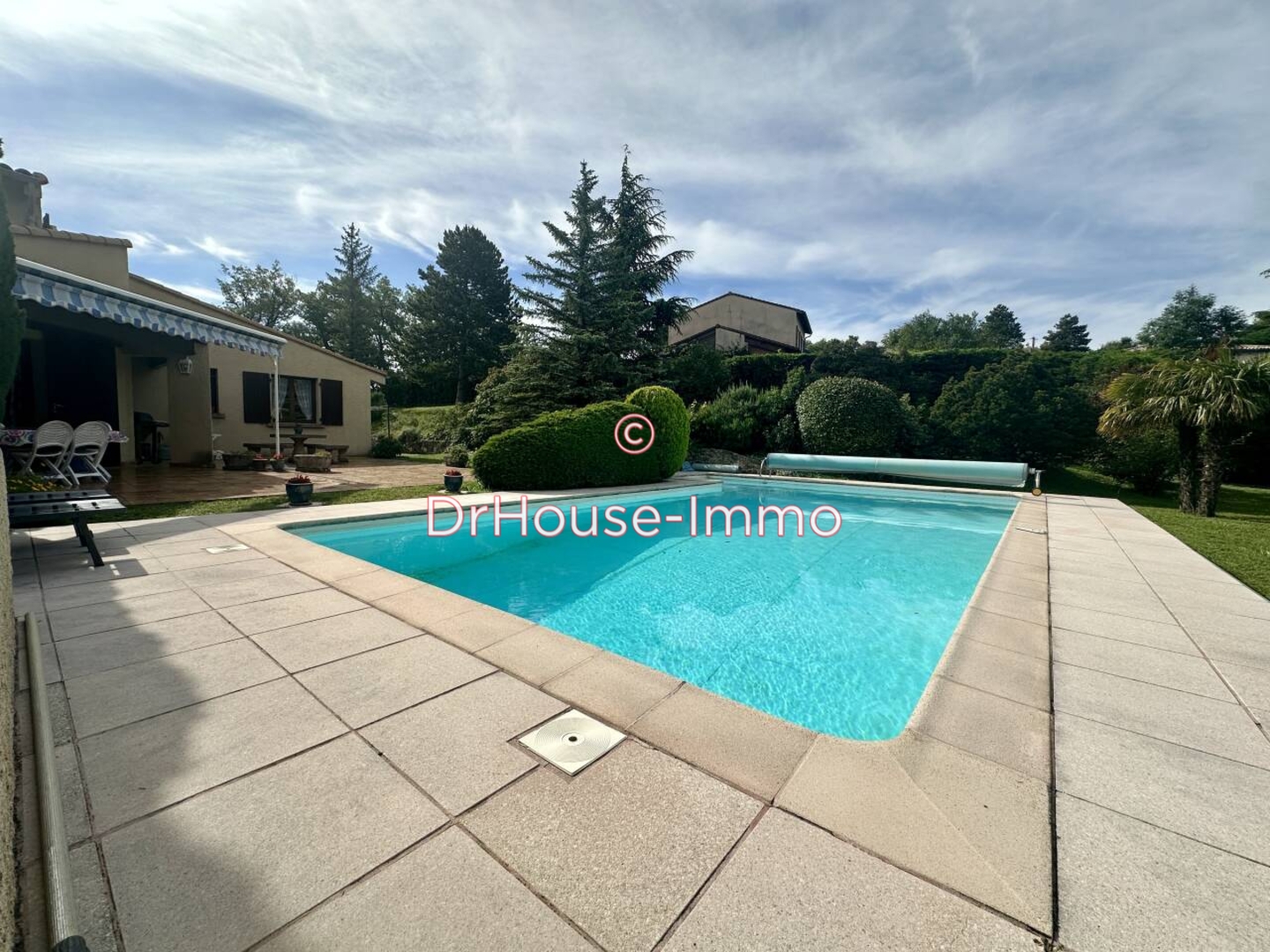 Maison 7 pièces de 142 m² - Toulaud (07130)