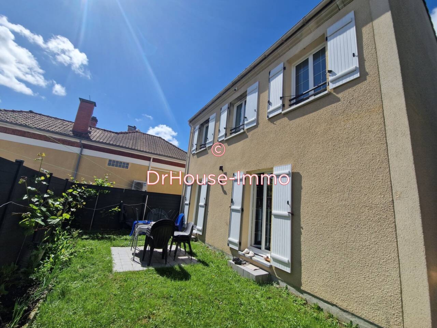 Maison 5 pièces de 105 m² - Villeneuve-le-Roi (94290)