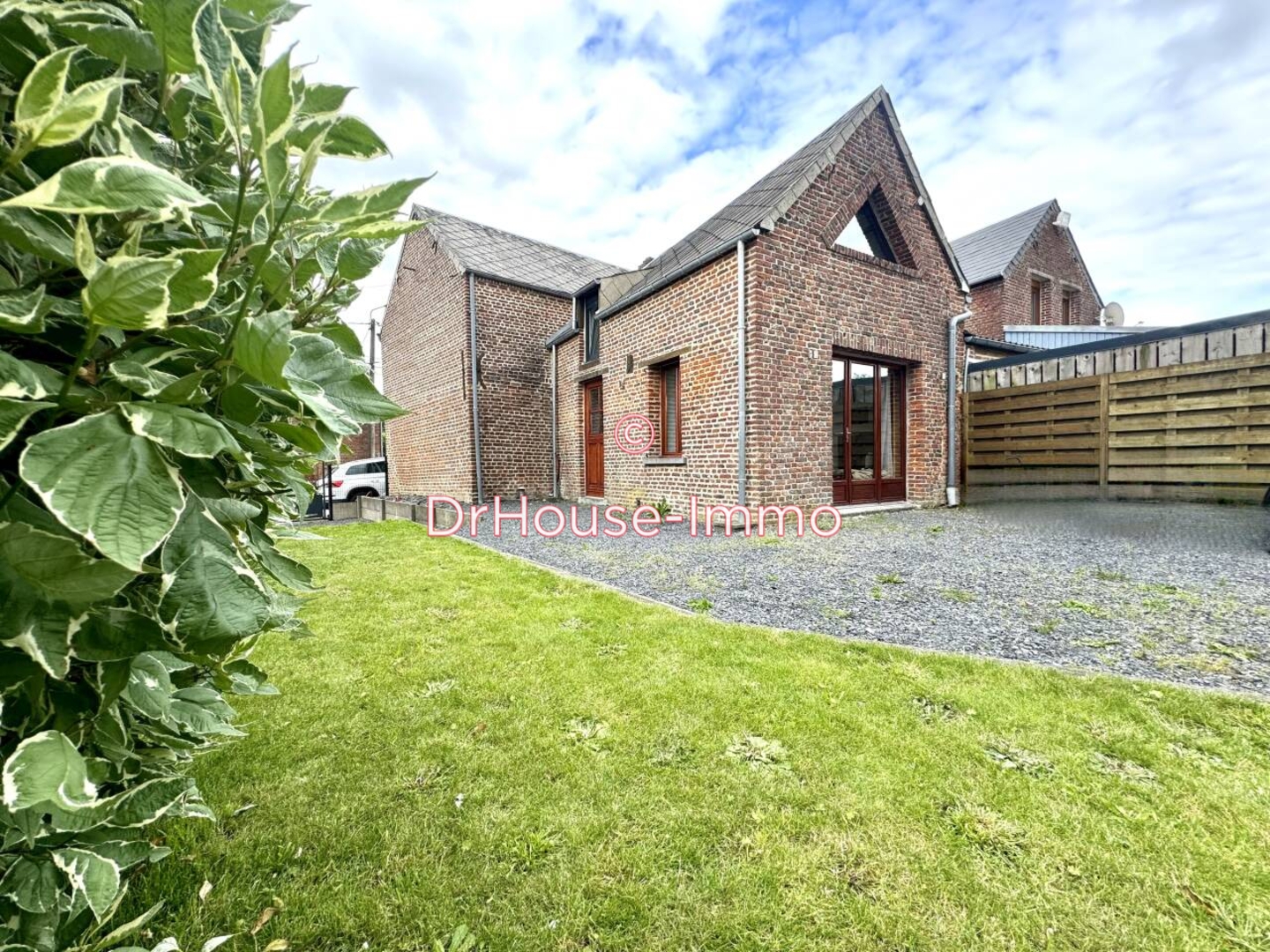 Maison 5 pièces de 100 m² - Gommegnies (59144)
