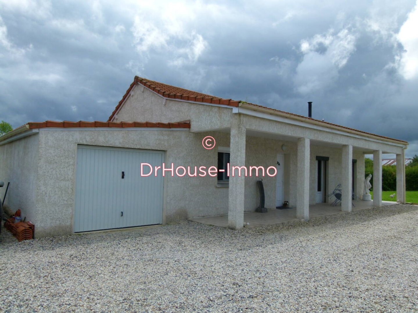 Maison 3 pièces de 68 m² - Le Bouchaud (03130)