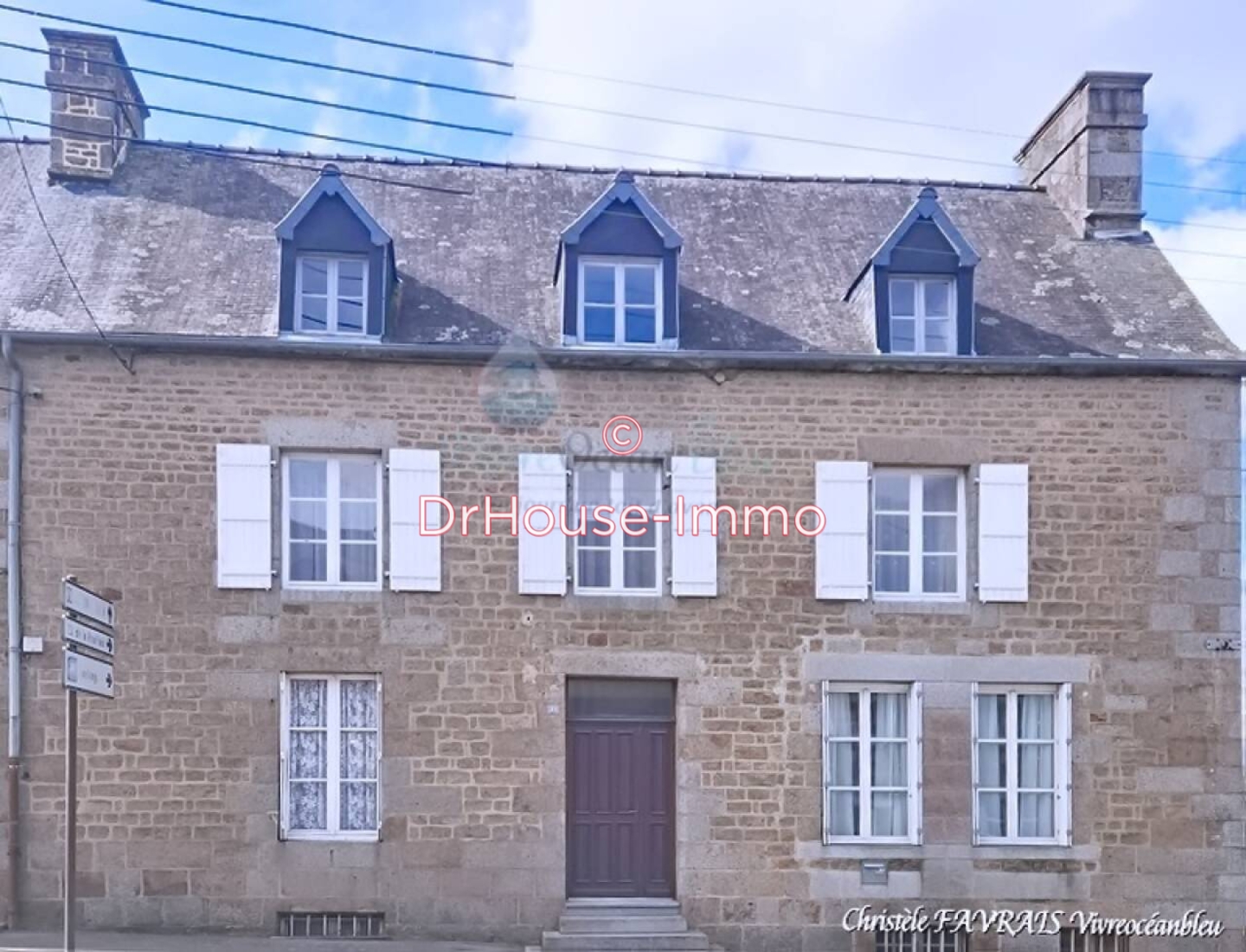 Maison 7 pièces de 243 m² - Louvigné-du-Désert (35420)