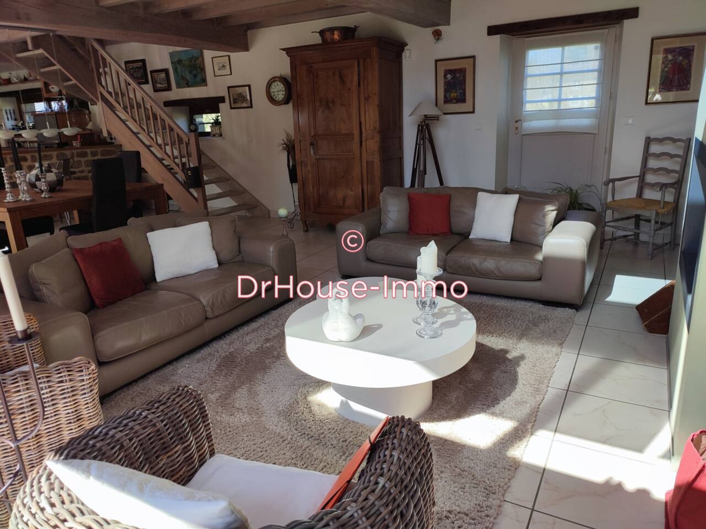 Maison 7 pièces de 225 m² - Truttemer-le-Grand (14500)