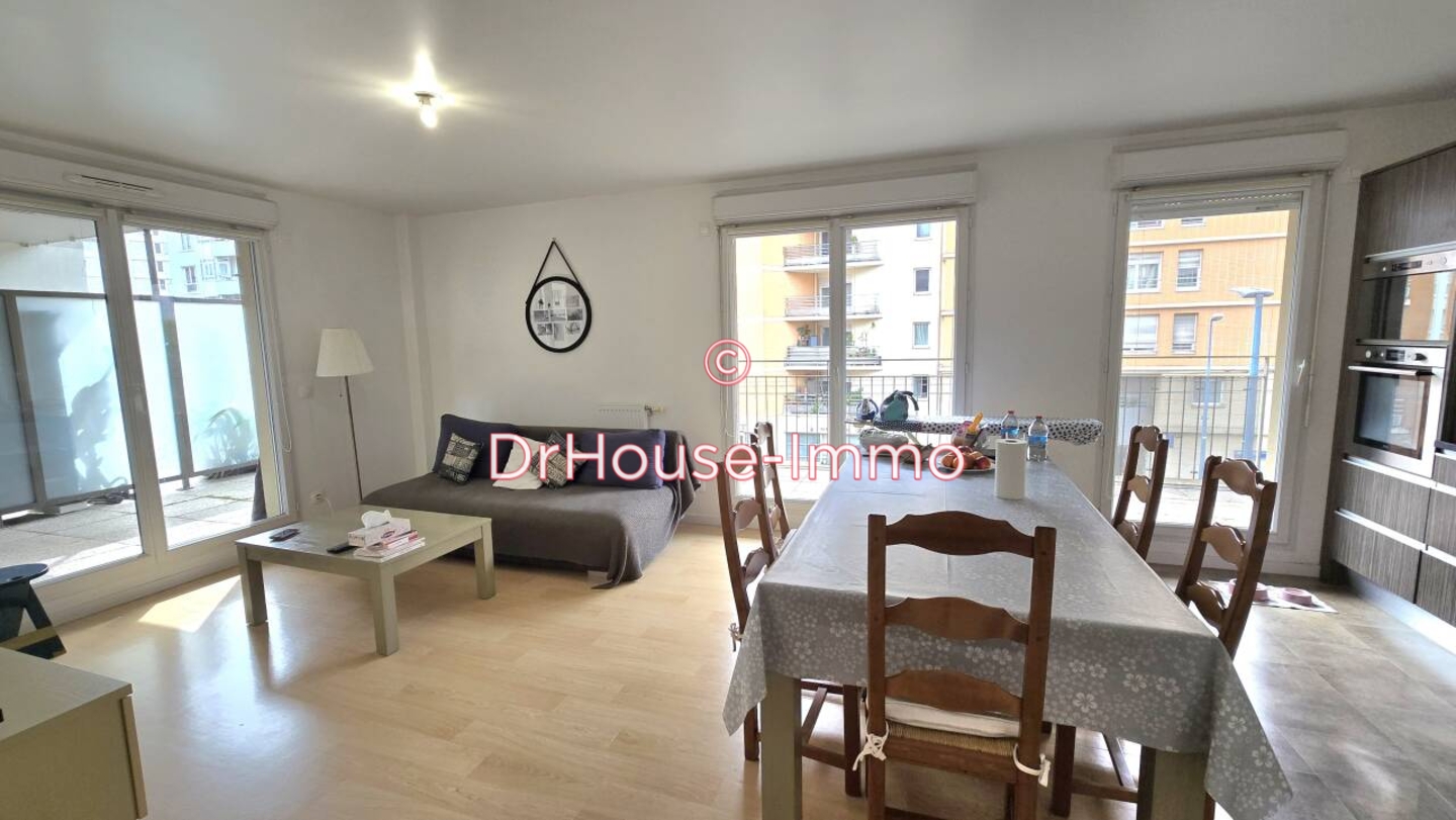 Appartement 4 pièces de 76 m² - Bobigny (93000)