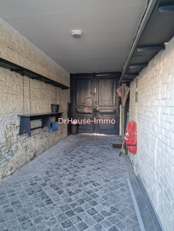 Immeuble 9 pièces de 220 m² - Roubaix (59100)