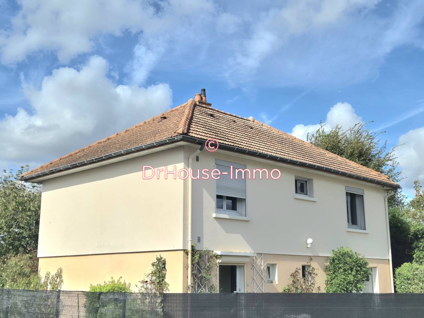 Maison 5 pièces de 95 m² - Saint-Marcel (71380)