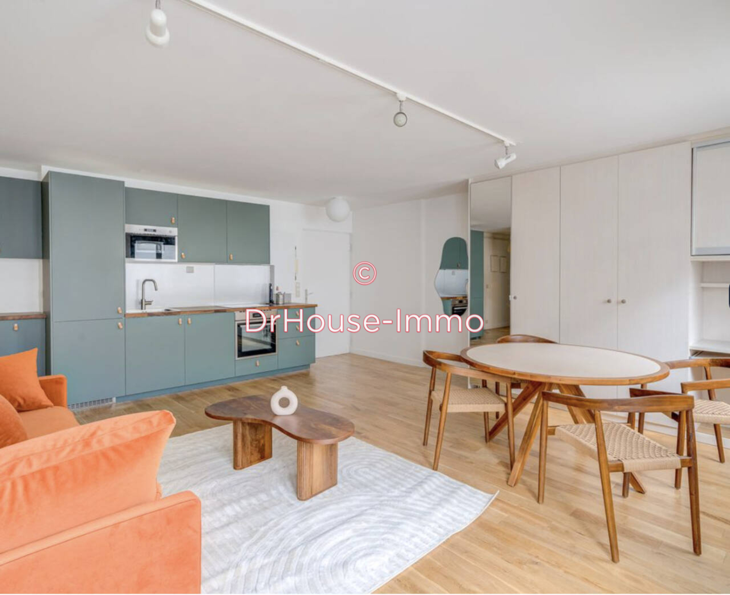 Appartement 3 pièces de 61 m² - Paris (75011)