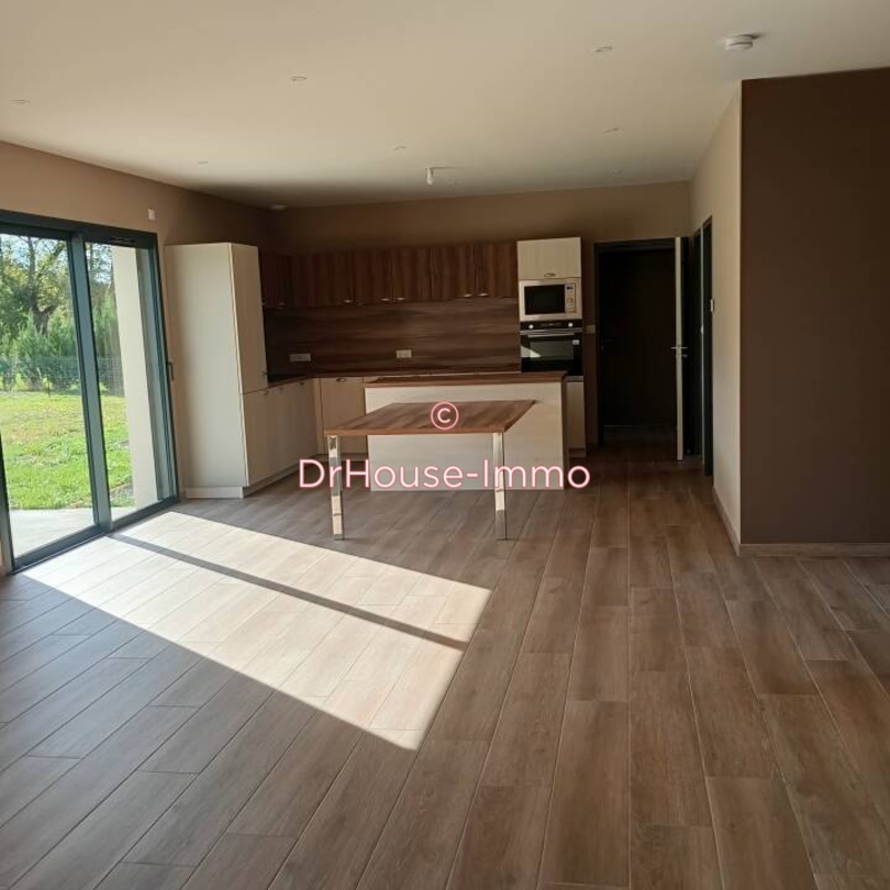 Maison 4 pièces de 139 m² - Saint-Pierre-Eynac (43260)