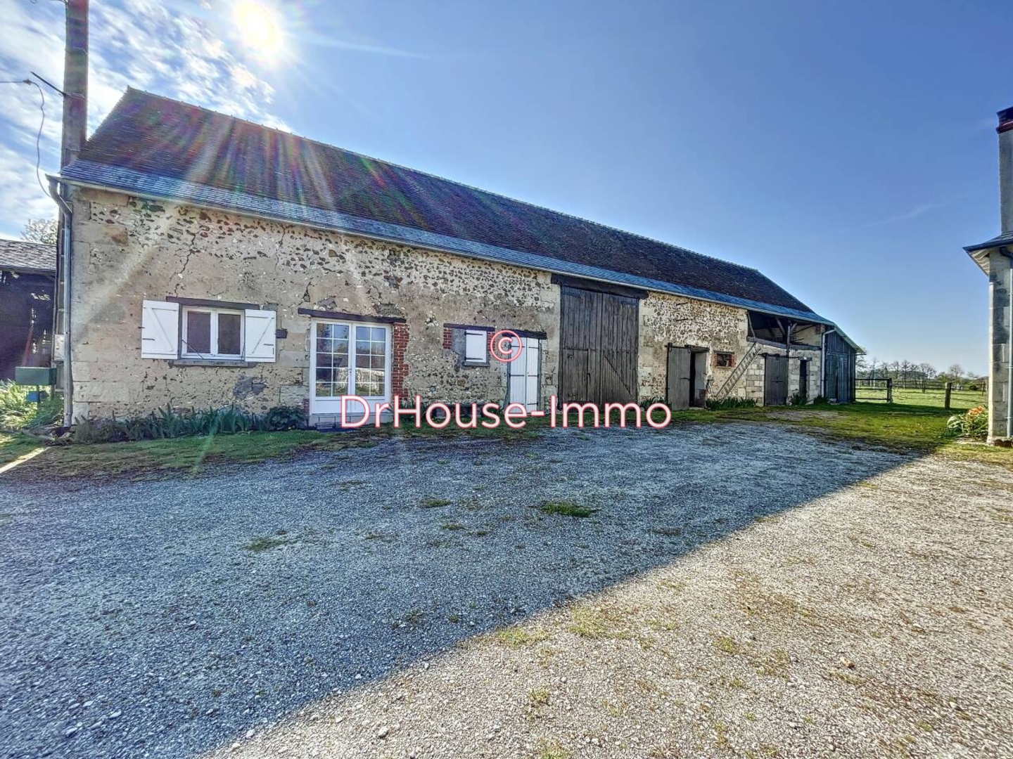 Maison 6 pièces de 208 m² - Château-la-Vallière (37330)