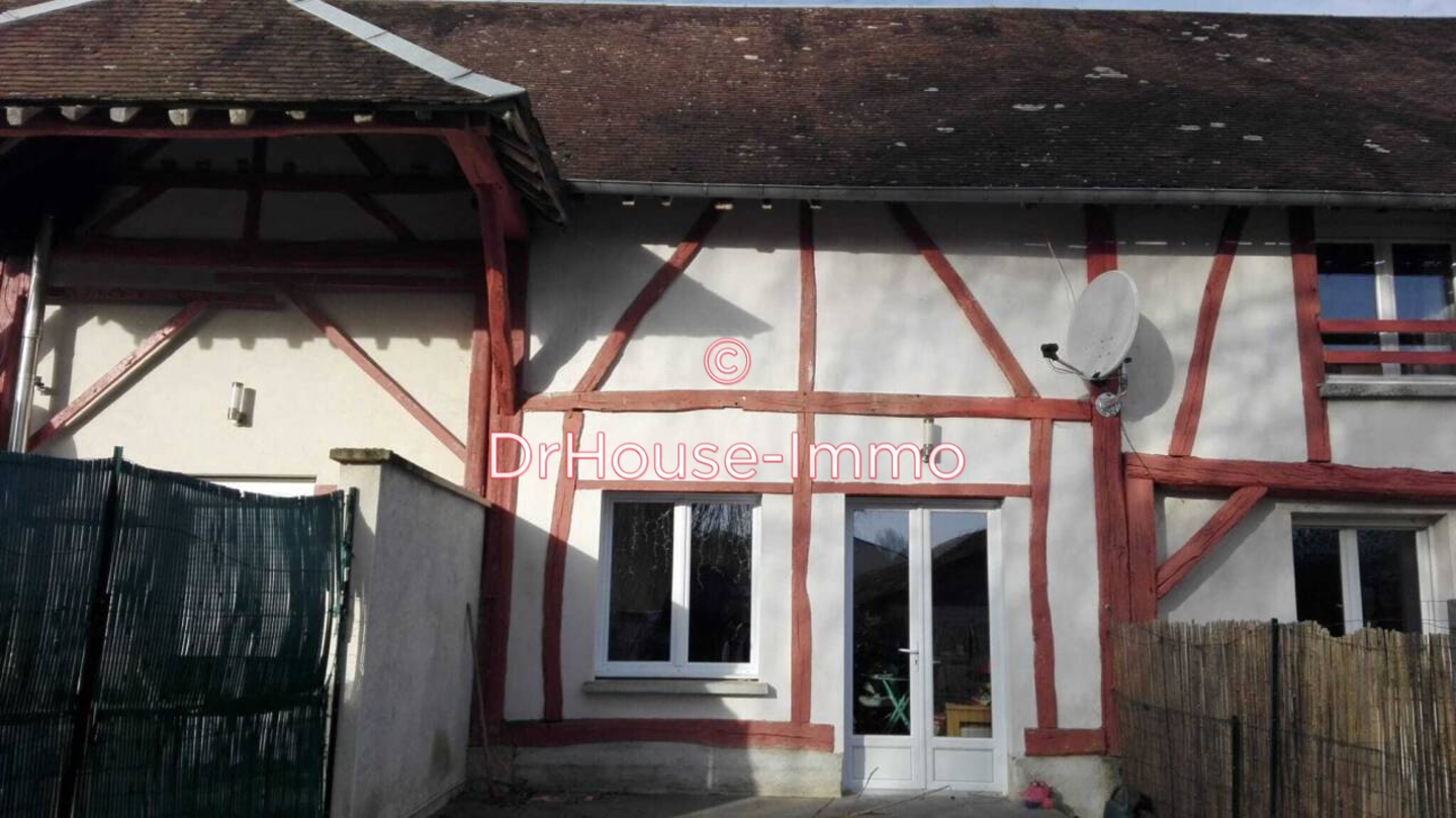 Maison 5 pièces de 105 m² - Chennegy (10190)