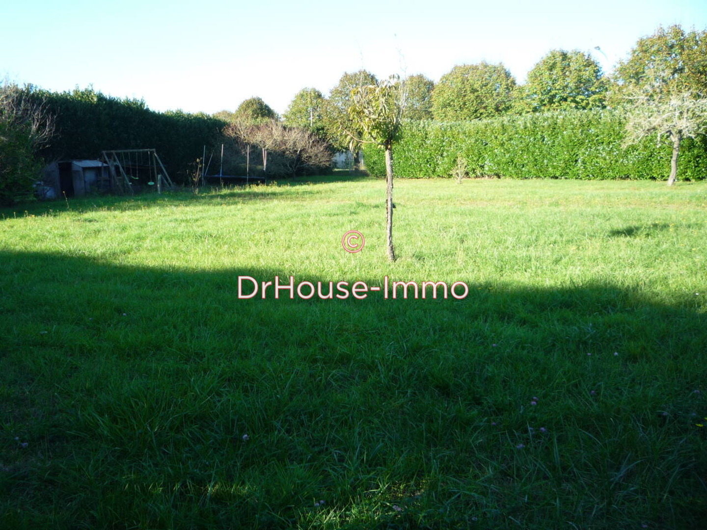 Terrain de 1 220 m² - Hommes (37340)