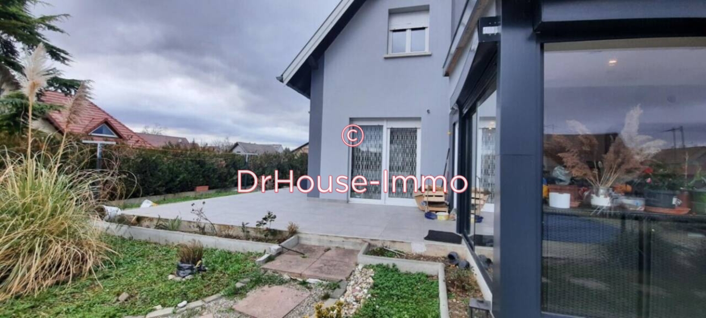 Maison 5 pièces de 145 m² - Muntzenheim (68320)