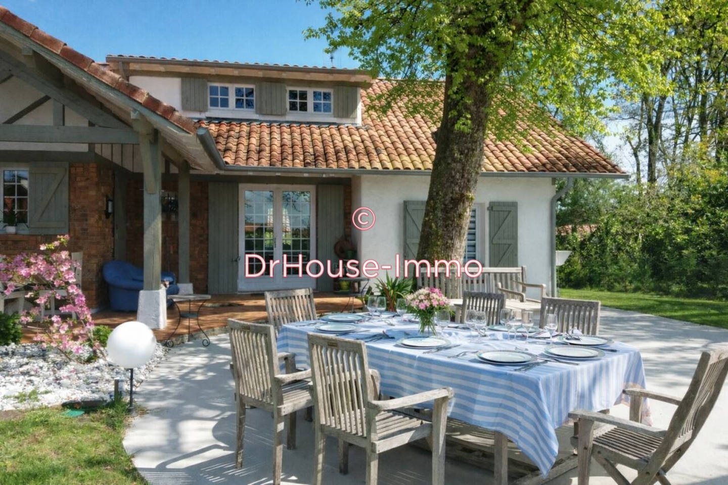 Maison 6 pièces de 145 m² - Saint-Vincent-de-Tyrosse (40230)