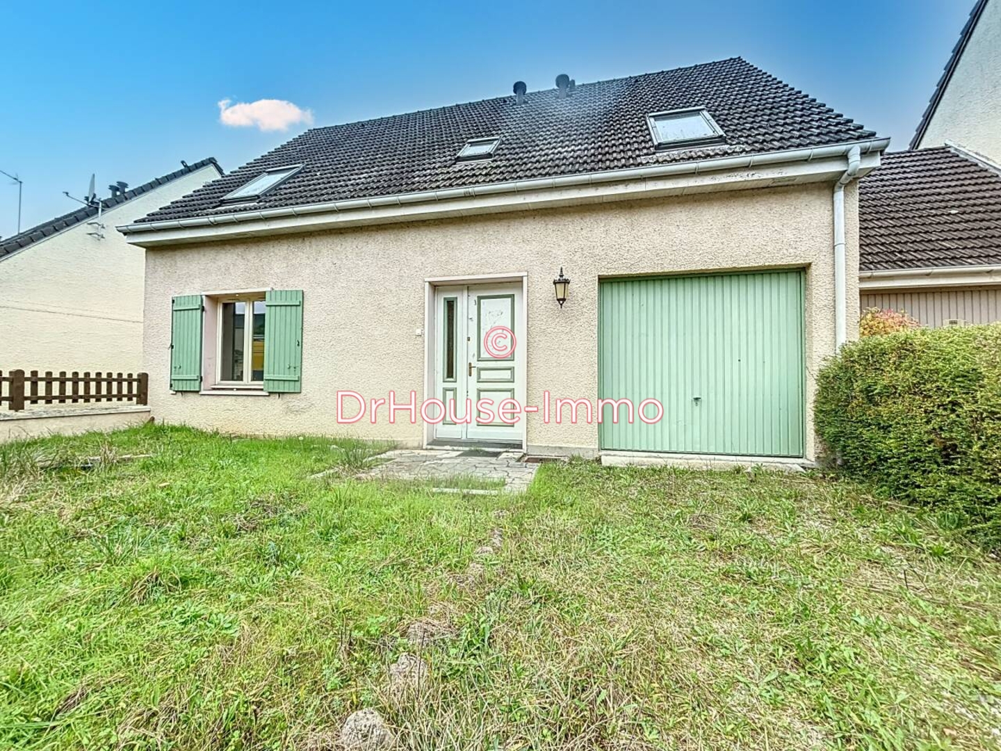 Maison 6 pièces de 93 m² - Mantes-la-Jolie (78200)