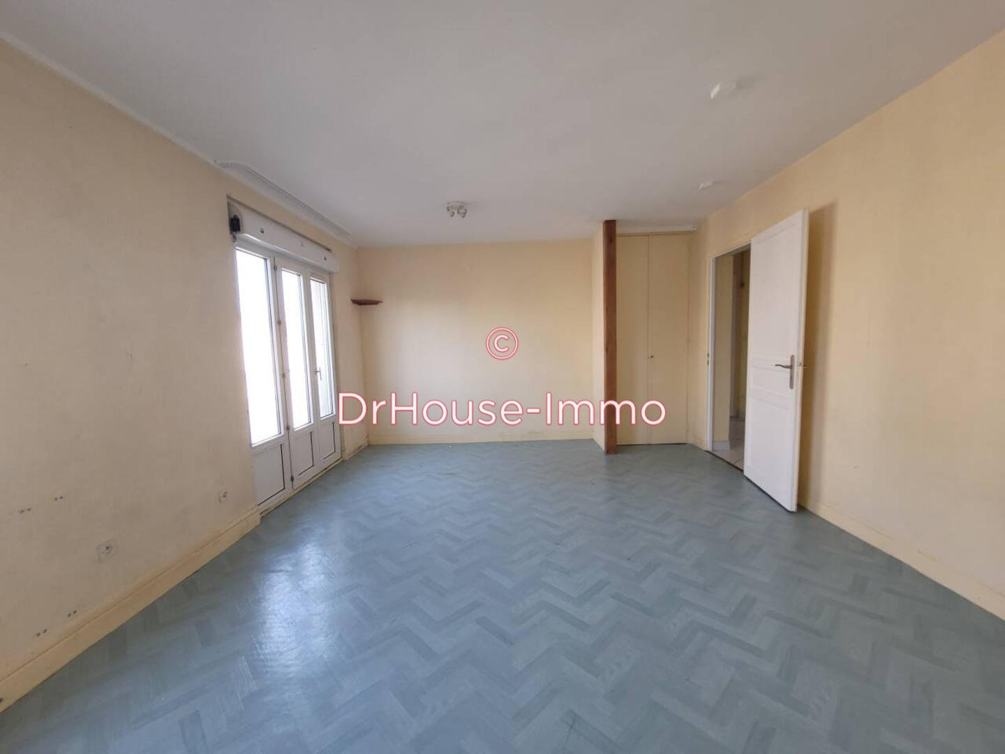 Appartement 3 pièces de 64 m² - Reims (51100)