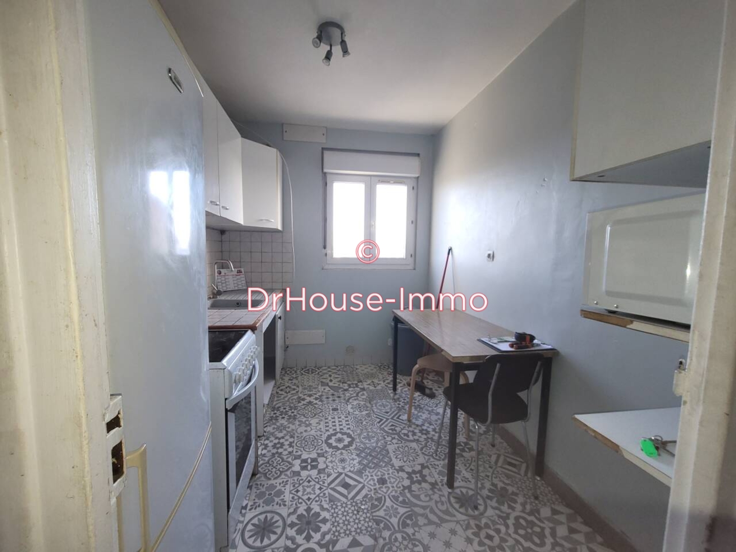 Appartement 4 pièces de 64 m² - Reims (51100)