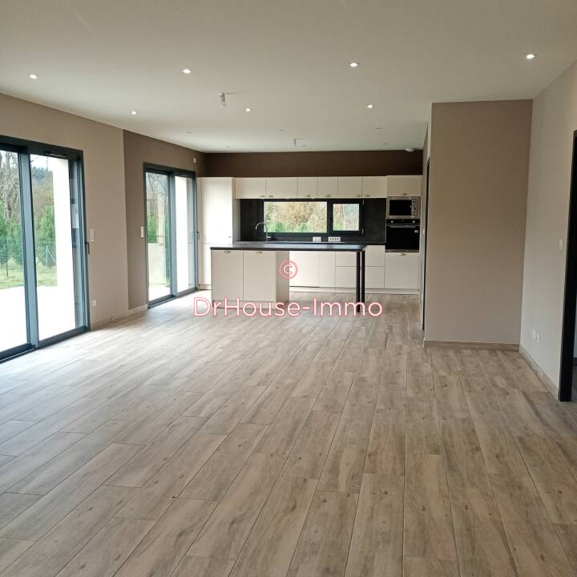 Maison 5 pièces de 140 m² - Saint-Pierre-Eynac (43260)