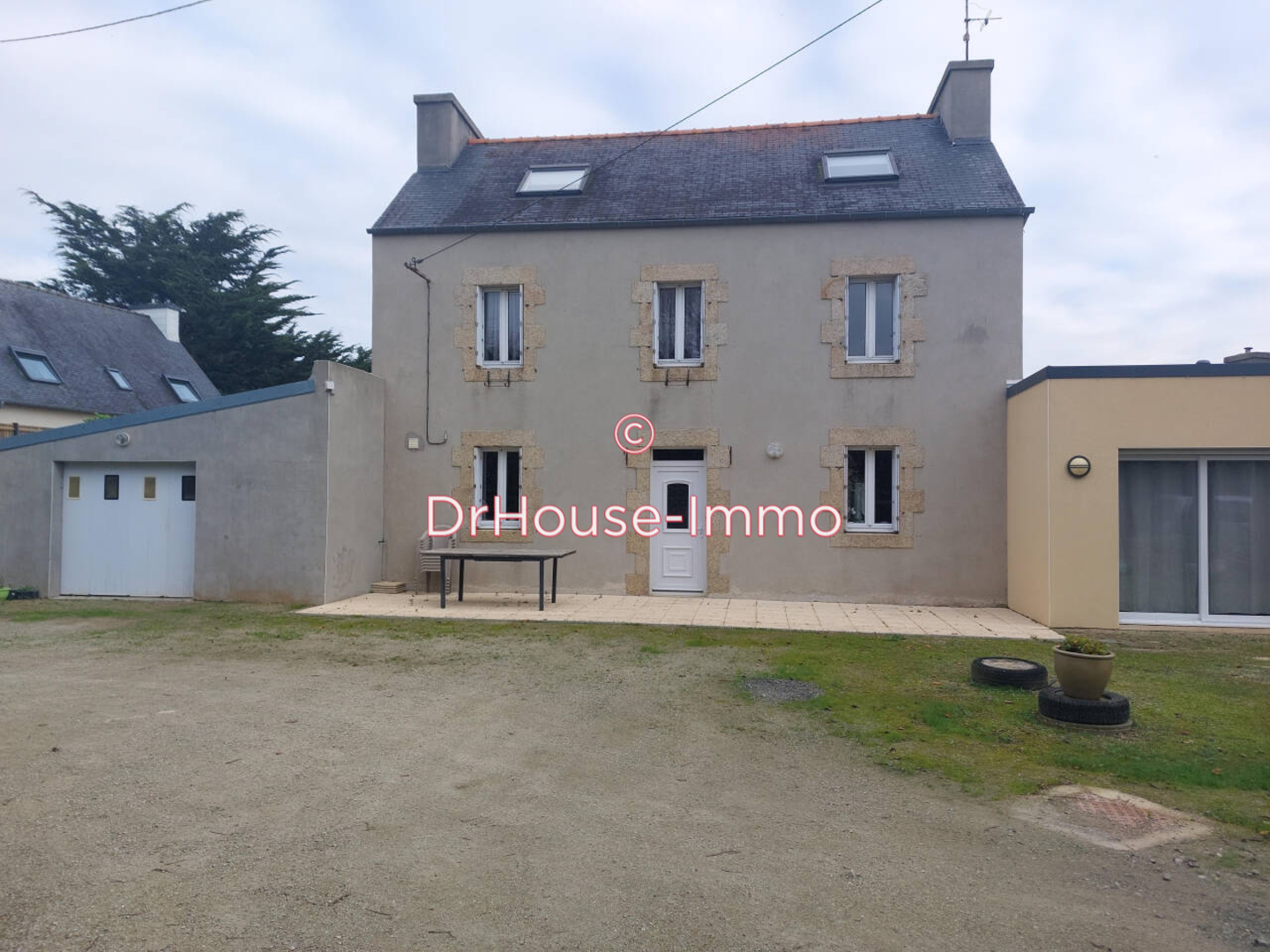 Maison 7 pièces de 129 m² - Goulven (29890)