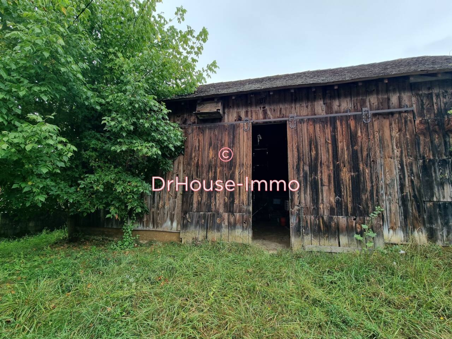 Maison 4 pièces de 130 m² - Lembras (24100)