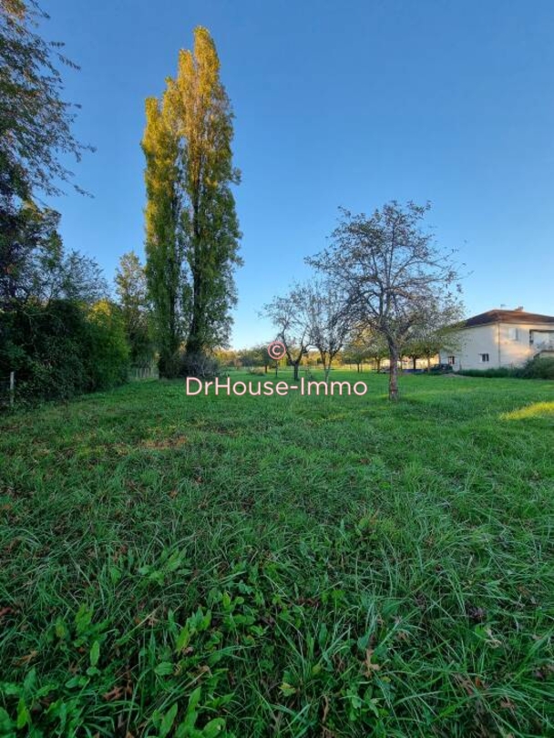 Terrain de 3 200 m² - Bergerac (24100)