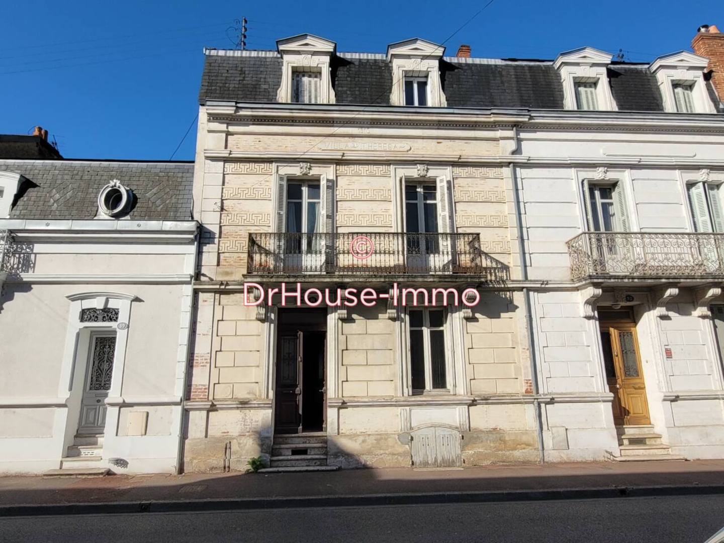 Maison 6 pièces de 195 m² - Périgueux (24000)