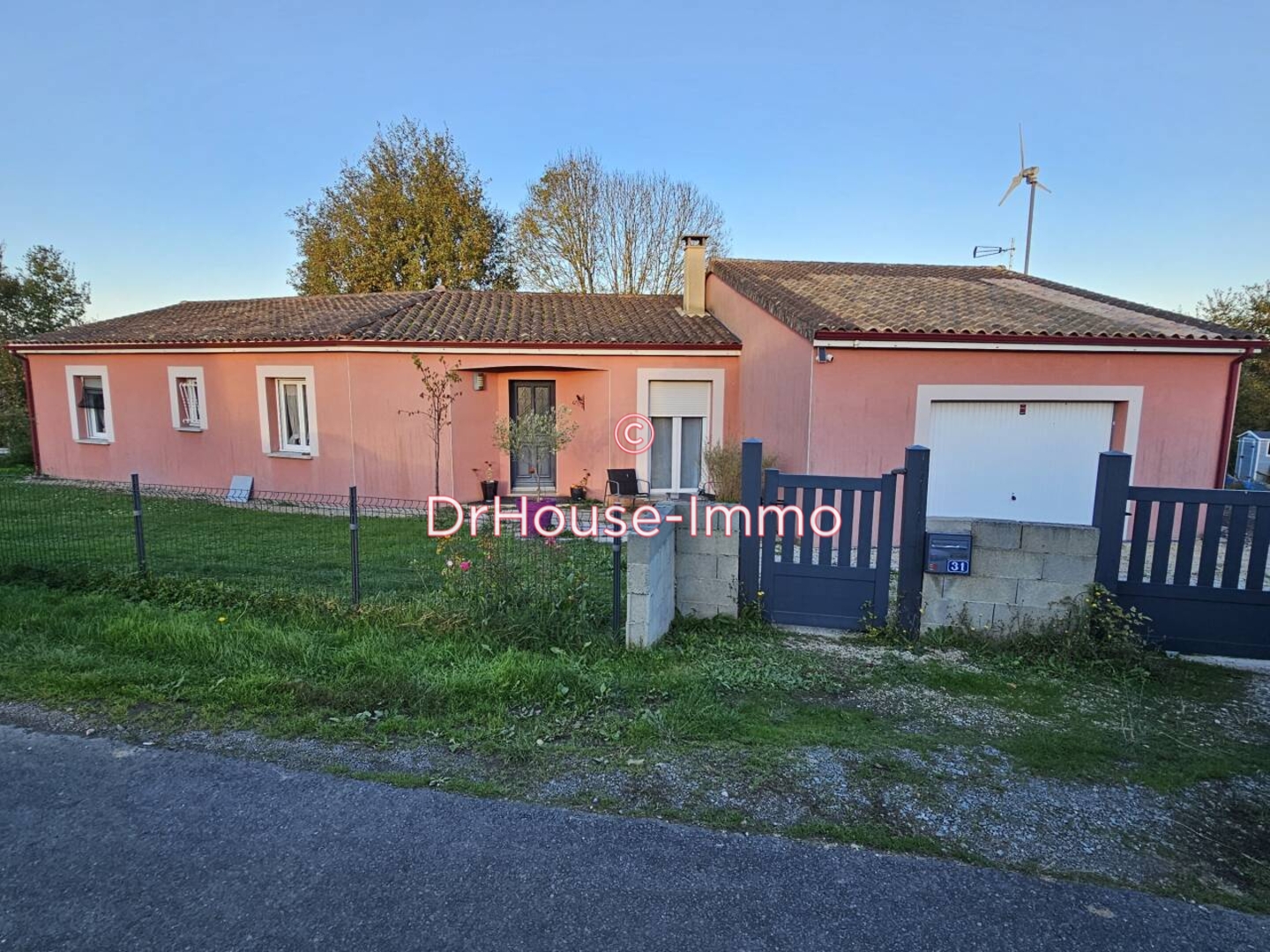 Maison 5 pièces de 114 m² - Montmorillon (86500)