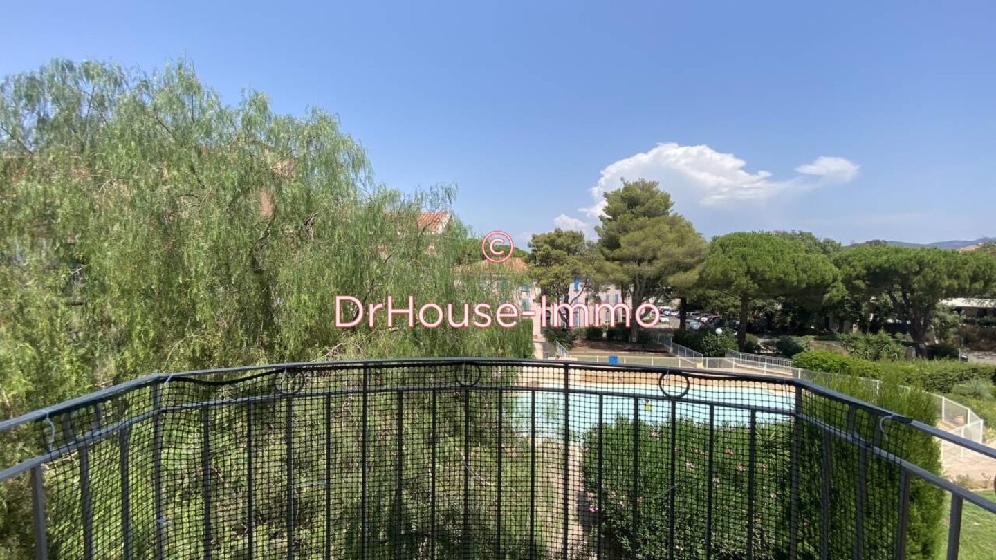 Appartement 1 pièce de 32 m² - Fréjus (83600)