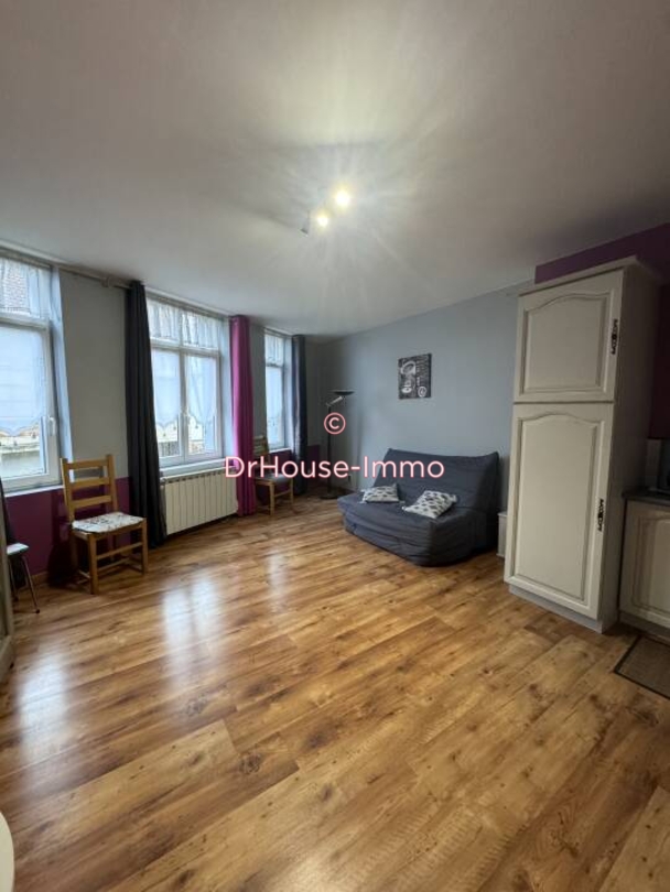 Immeuble 6 pièces de 140 m² - Auchel (62260)