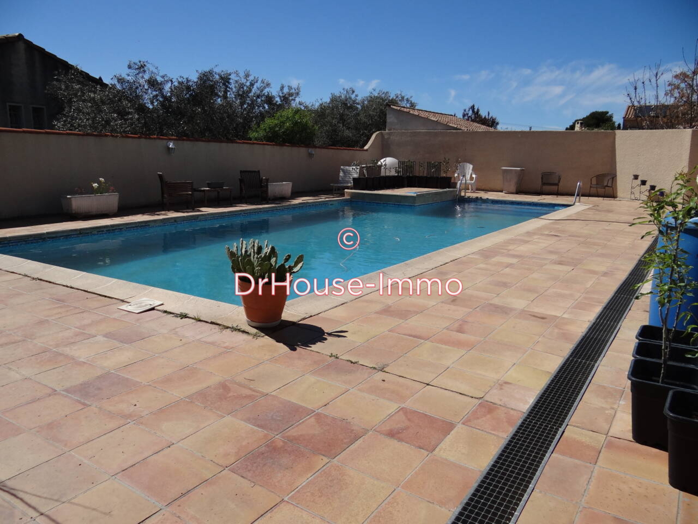 Maison 4 pièces de 145 m² - Rognac (13340)