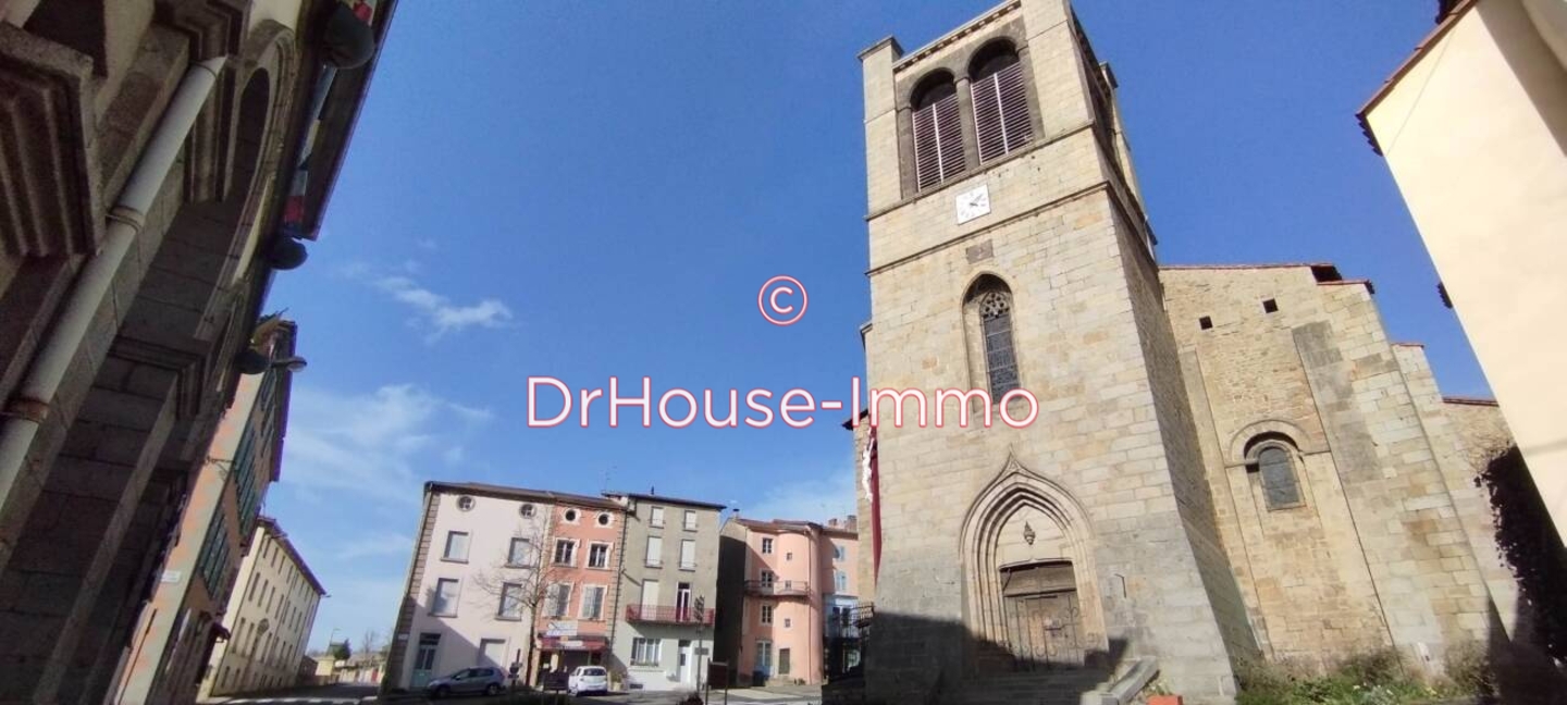 Maison 5 pièces de 79 m² - Cunlhat (63590)