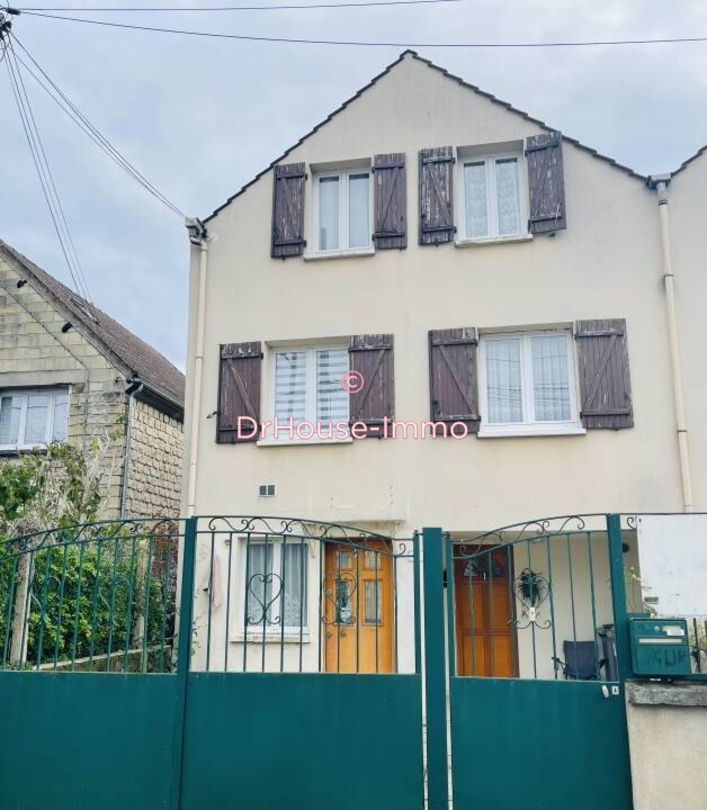 Maison 10 pièces de 160 m² - Creil (60100)